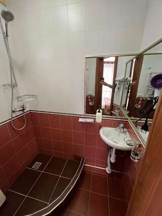 Гостиница Тристар Геленджик Двухместный номер с 1 кроватью-4